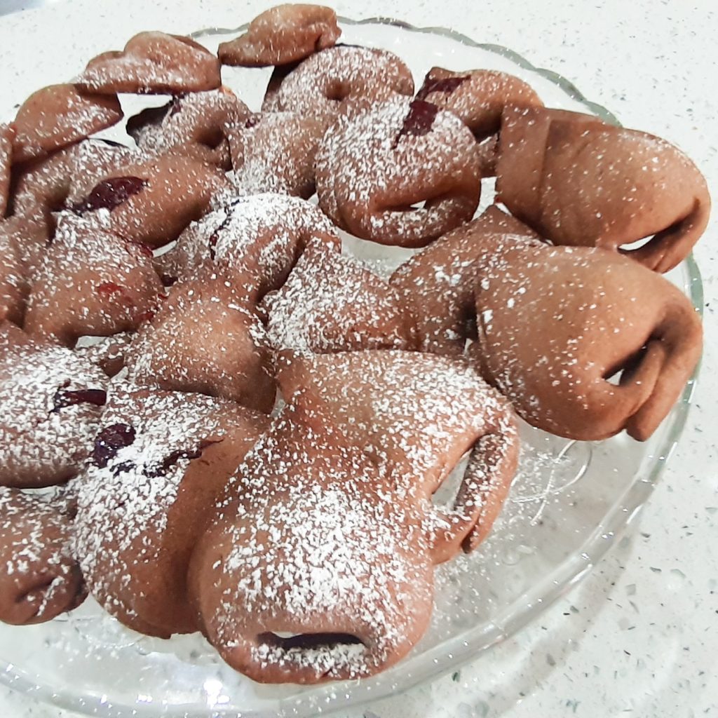 Tortelloni di frolla al cacao 