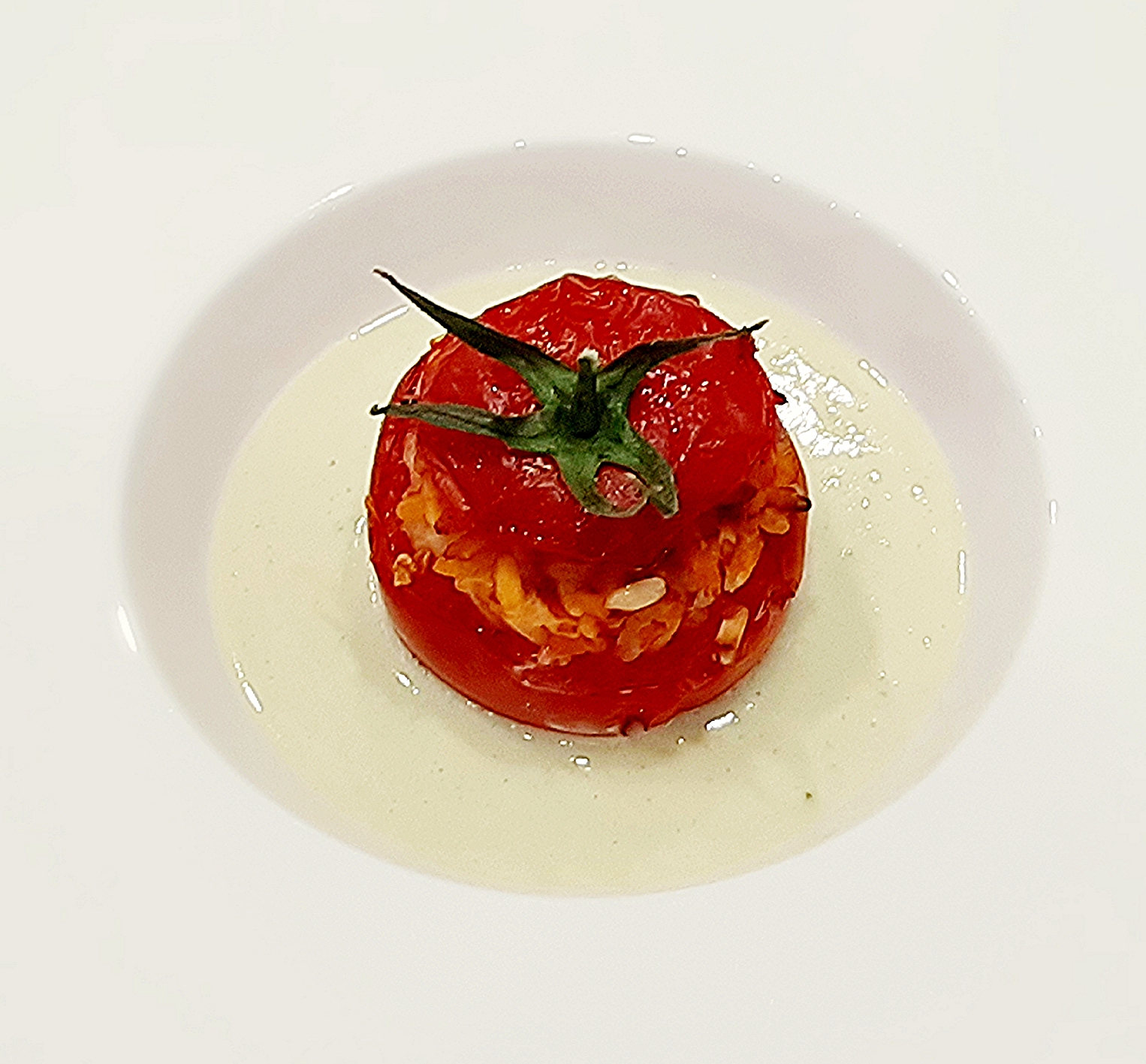 pomodori ripieni su salsa di provola